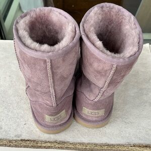 UGG CLASSIC MINI II LAVENDER BOOT US 5